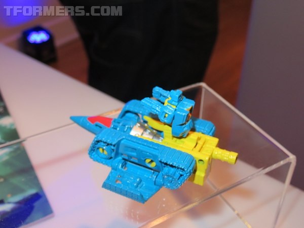 NYCC 2015   Transformers Combiner Wars Galvatron, Skullcruncher, Blaster, More  (38 of 80)